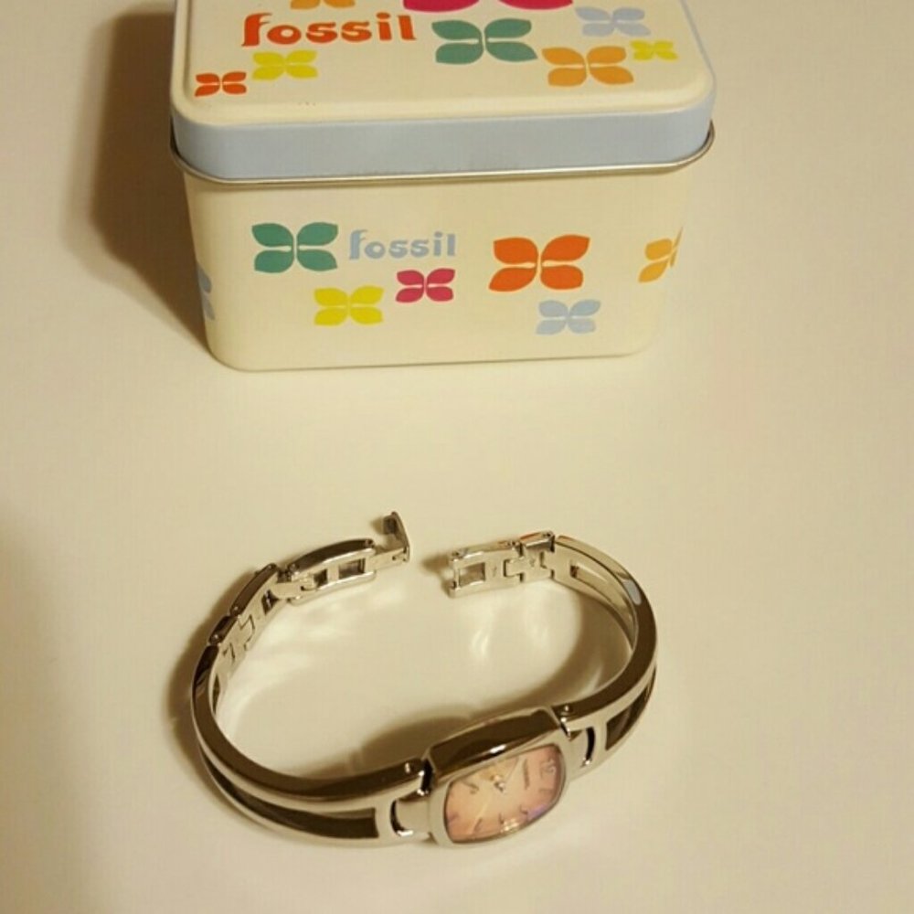 Fossil Watch - Picture 3 of 3